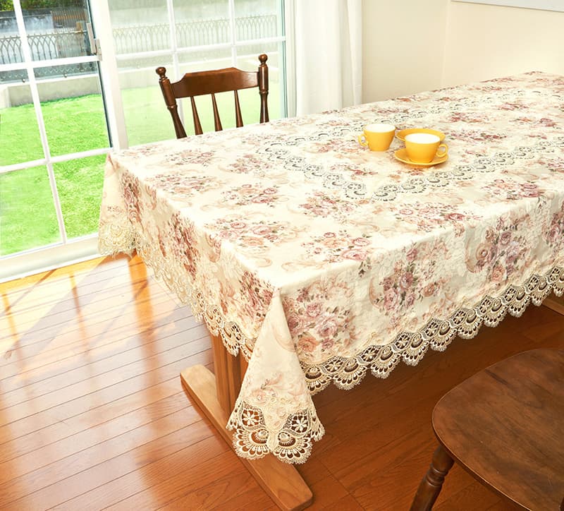 テーブルクロス 優美な花柄 レース付き撥水テーブル布