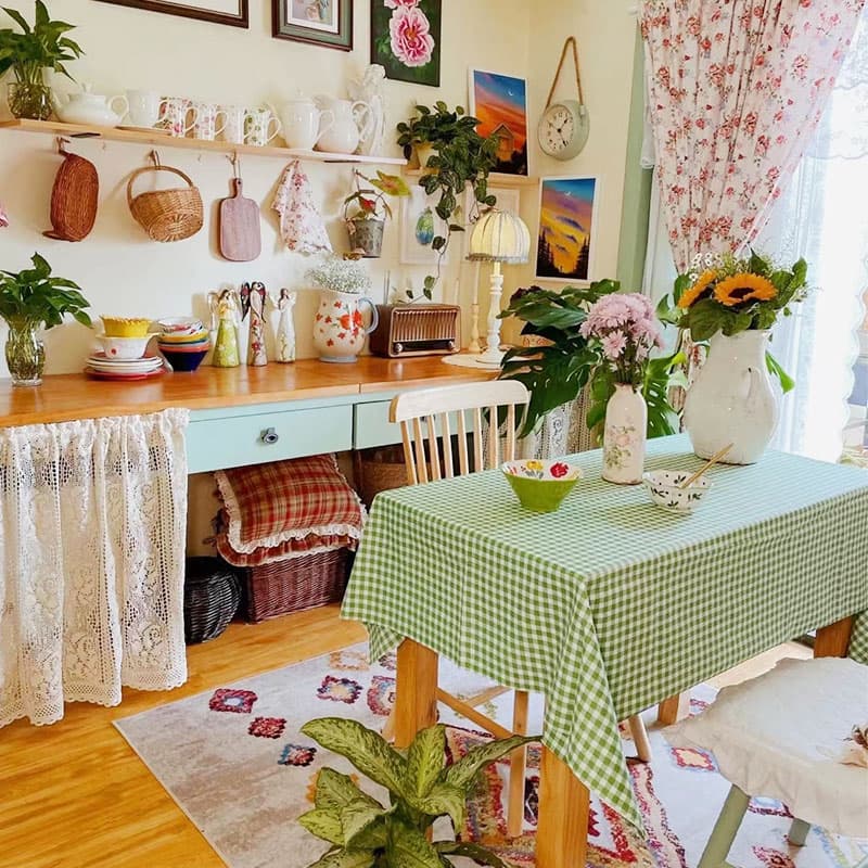 テーブルクロス 優しい格子模様のテーブルクロス