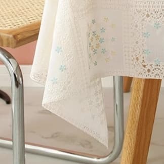 テーブルクロス 布 花刺繍入り透かし編みクロス