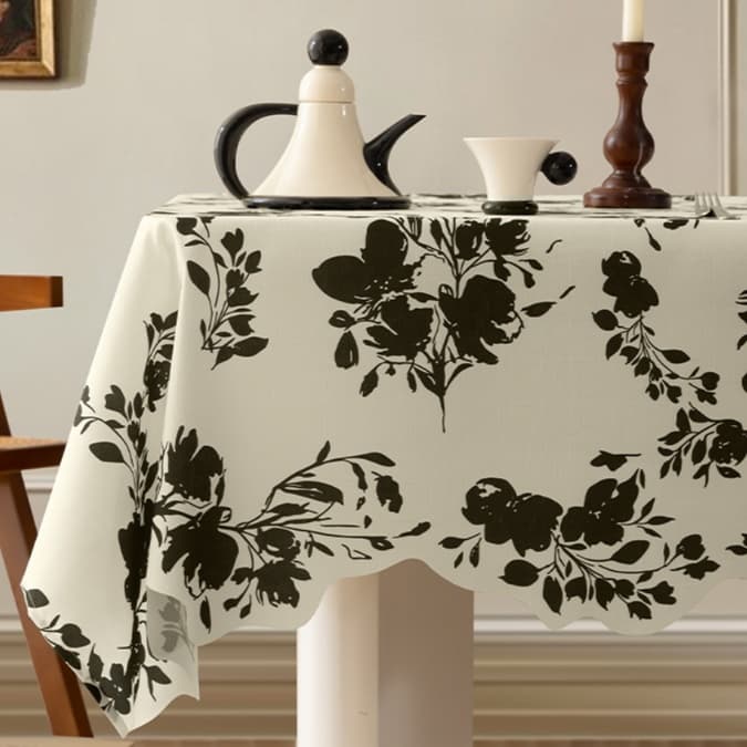 テーブルクロス 布 花影模様のクロス