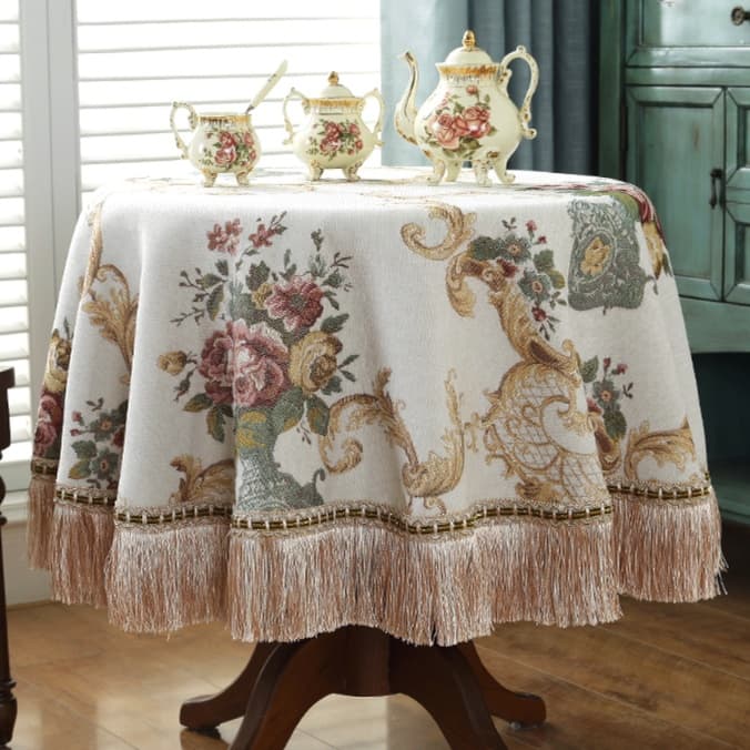 テーブルクロス 布 優雅な花刺繍フリンジクロス