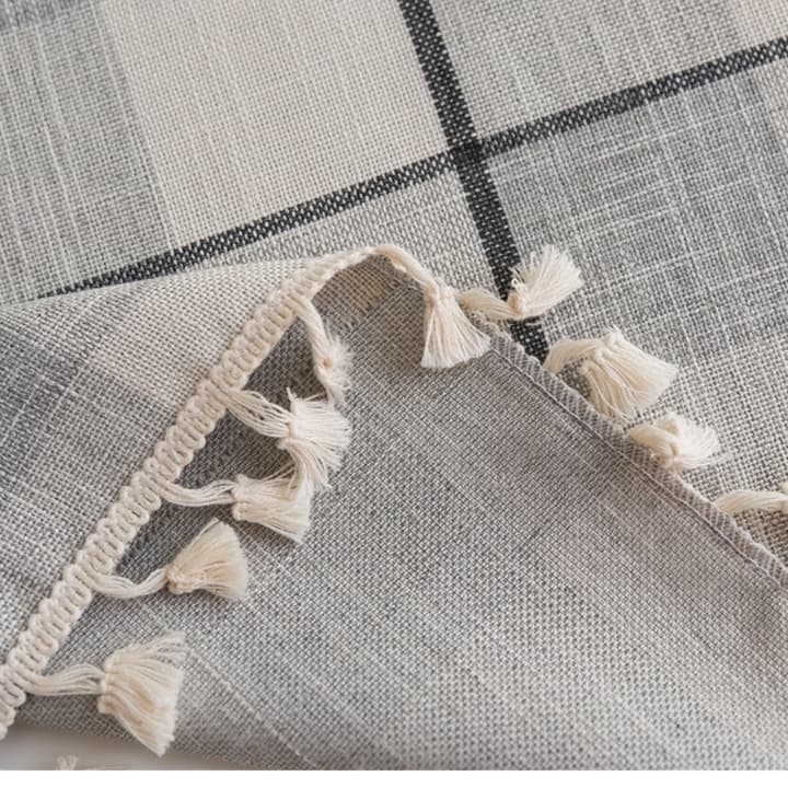 テーブルクロス リネン 格子柄のタッセル付きテーブルクロス