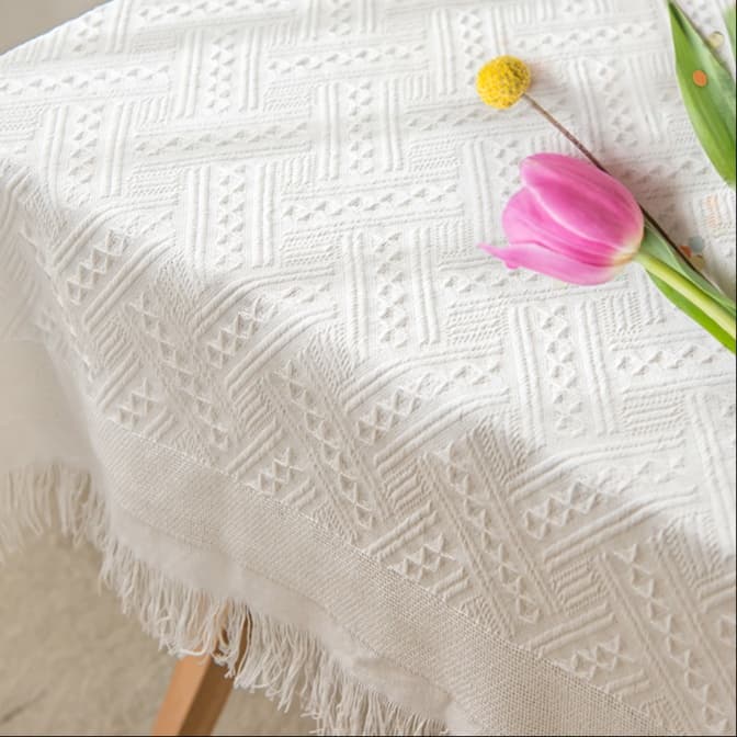 テーブルクロス 布 繊細模様の上質クロス