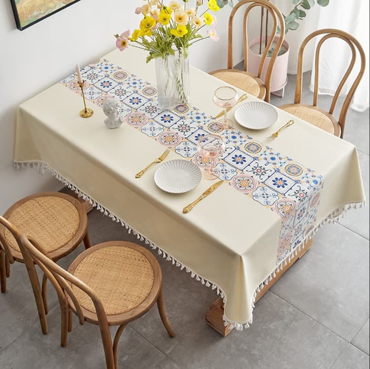 テーブルクロス 布 北欧風タッセル付きクロス