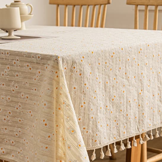 テーブルクロス リネン 小花模様の優しいタッセル付きテーブルクロス