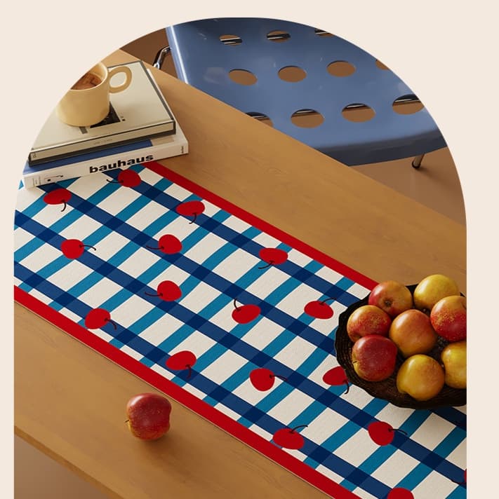 テーブルクロス センタークロス さくらんぼ格子模様のクロス