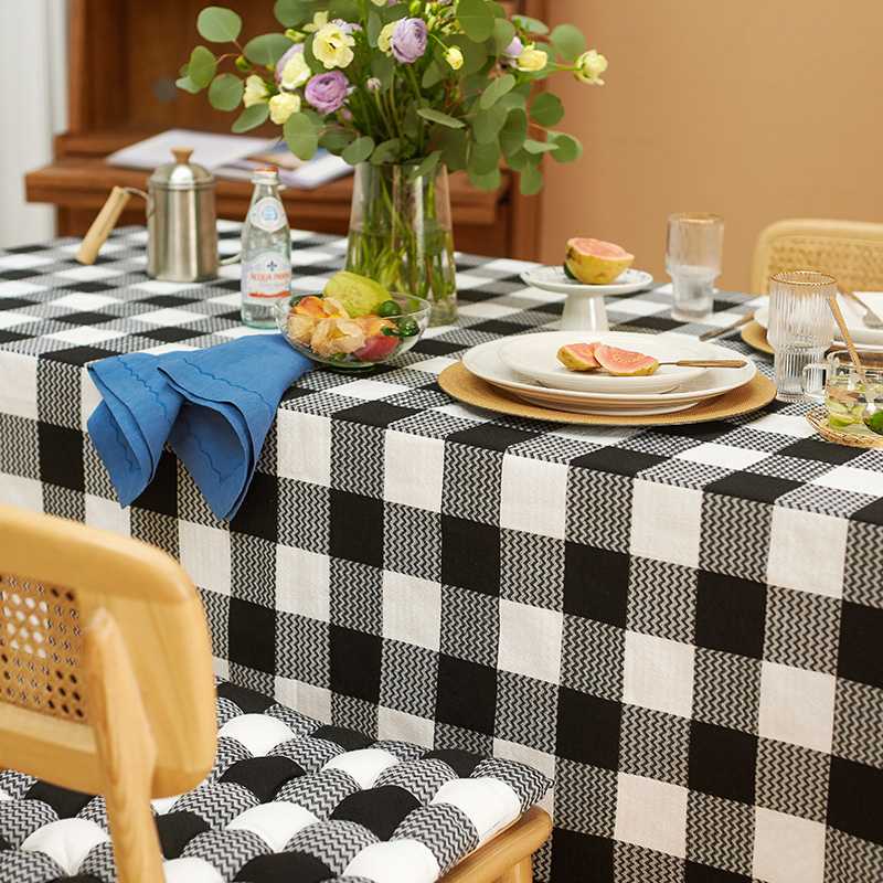 テーブルクロス チェック 格子縞模様の食卓彩り布