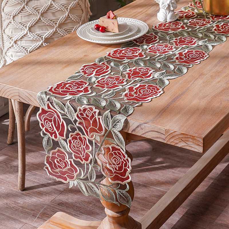 テーブルクロス センタークロス 薔薇刺繍