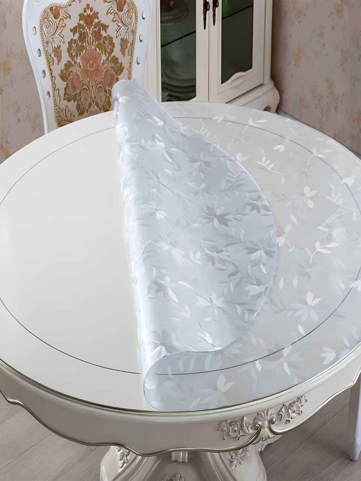 テーブルクロス 透明感あふれる葉柄模様センタークロス