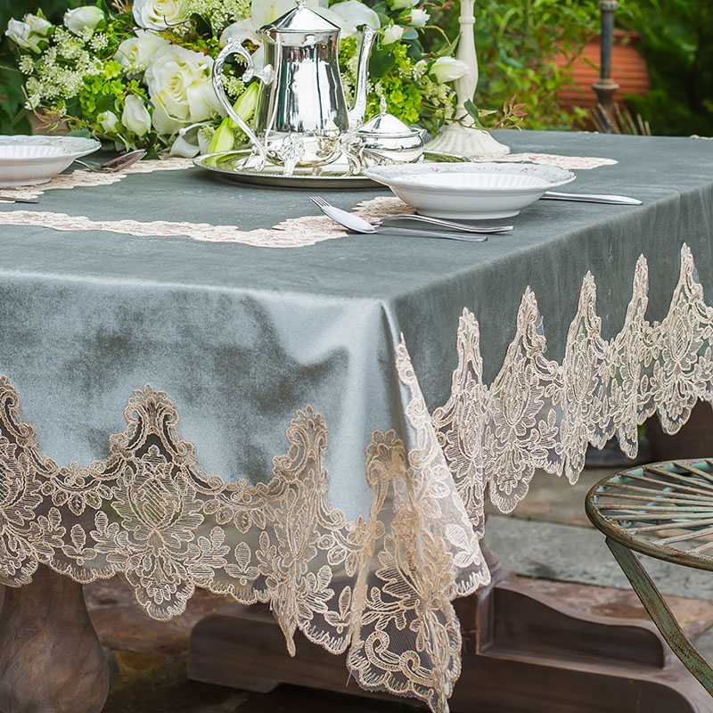 テーブルクロス 貴族の館レース縁取りテーブルクロス