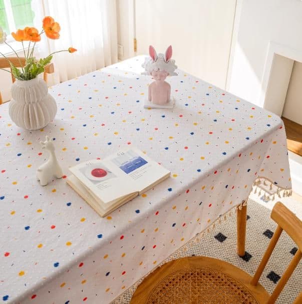 テーブルクロス 布 小花刺繍タッセル付きクロス