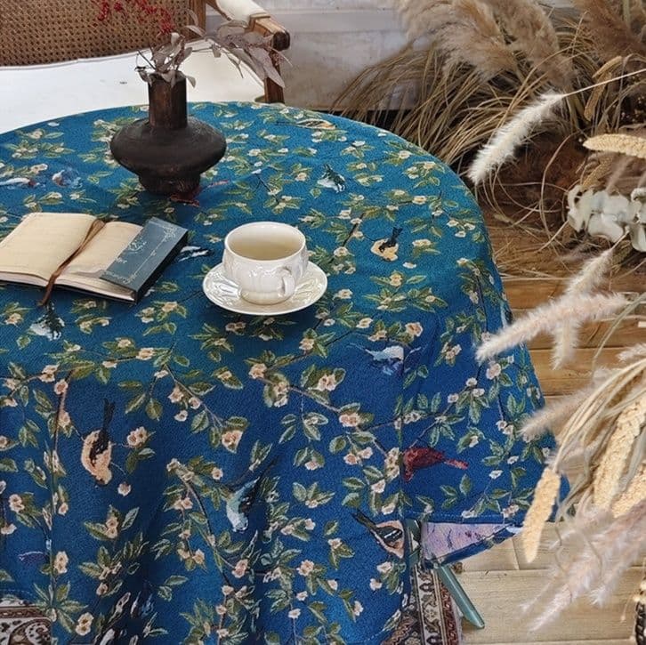 テーブルクロス 小鳥と草花の刺繍風テーブルクロス用布