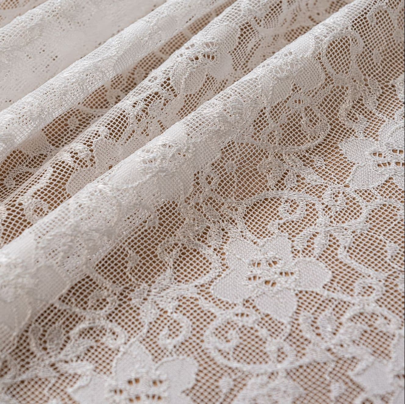 テーブルクロス 花柄刺繍レース布タッセル付きテーブルクロス