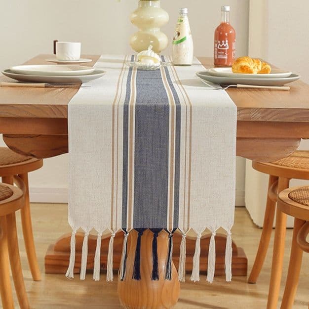 テーブルクロス 綿麻素材のストライプ柄フリンジ付きセンタークロス
