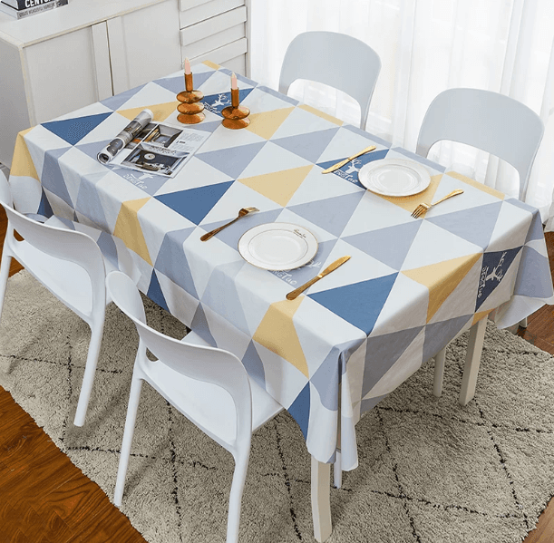 上品な大理石柄テーブルクロス