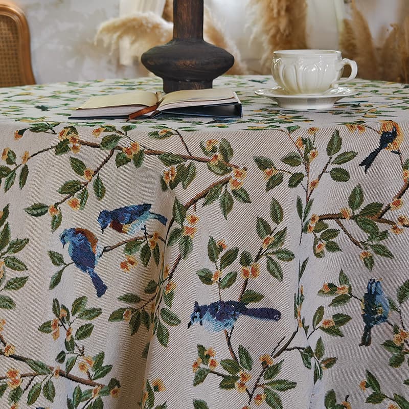テーブルクロス 小鳥と草花の刺繍風テーブルクロス用布