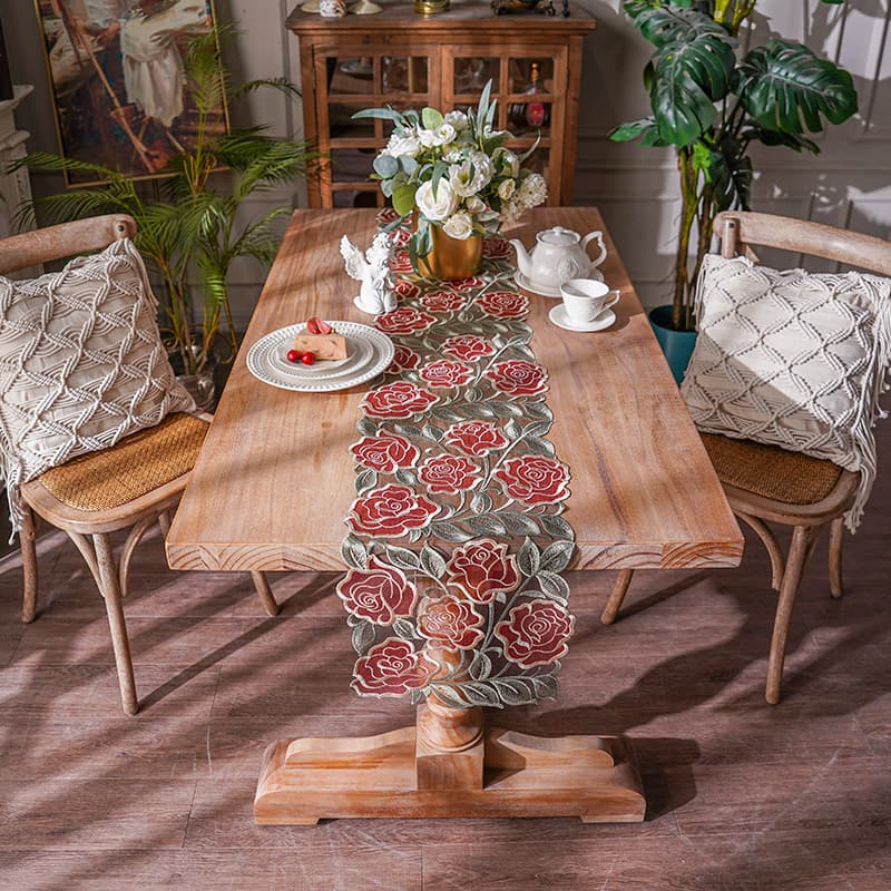 テーブルクロス センタークロス 薔薇刺繍