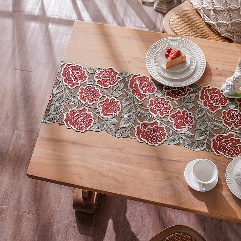 テーブルクロス センタークロス 薔薇刺繍