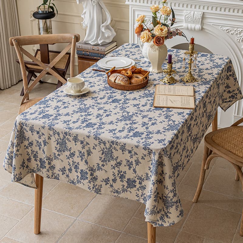 テーブルクロス 花鳥繊細模様の上品な食卓用布