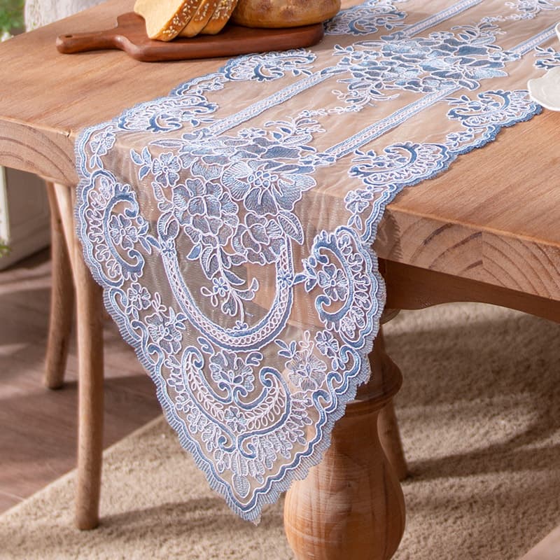 テーブルクロス センタークロス優雅な透かし模様のレース