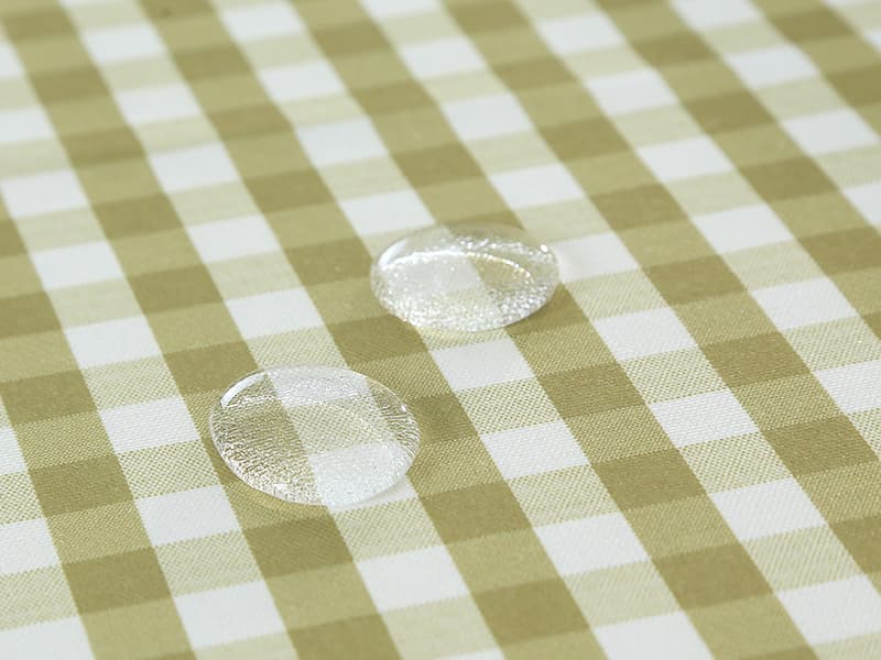 清涼感あふれる小粋なギンガムチェック柄テーブルクロス