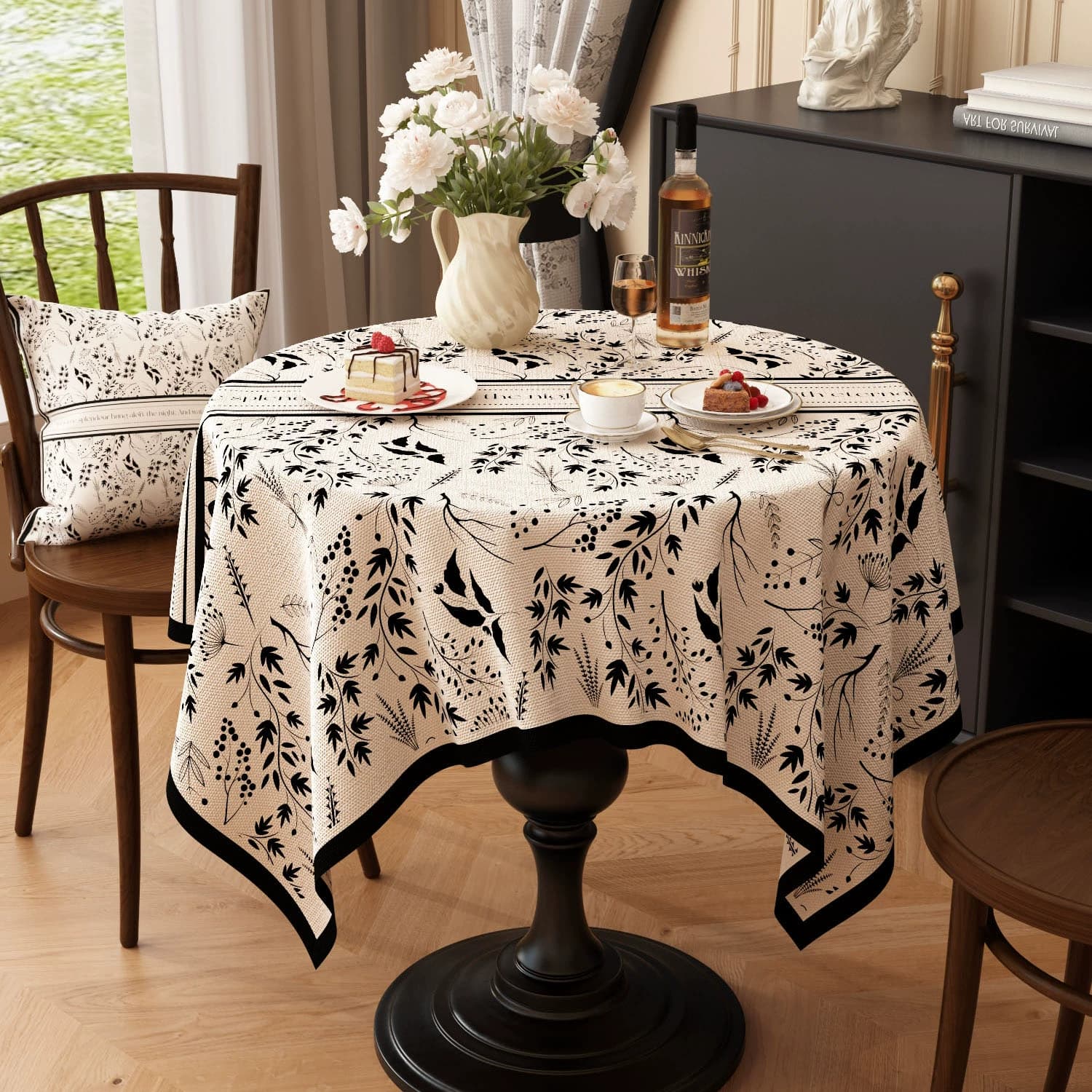 テーブルクロス 布 花柄刺繍入りクロス