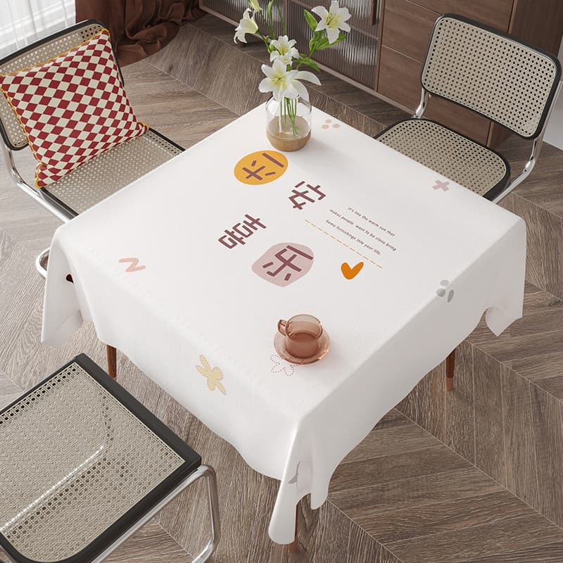 テーブルクロス 北欧風花柄とチェック縁取りテーブルクロス