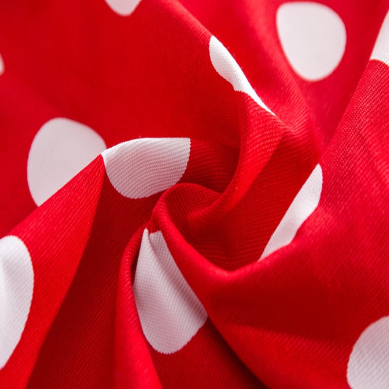 テーブルクロス 大きな水玉模様のポップで可愛らしいテーブル布