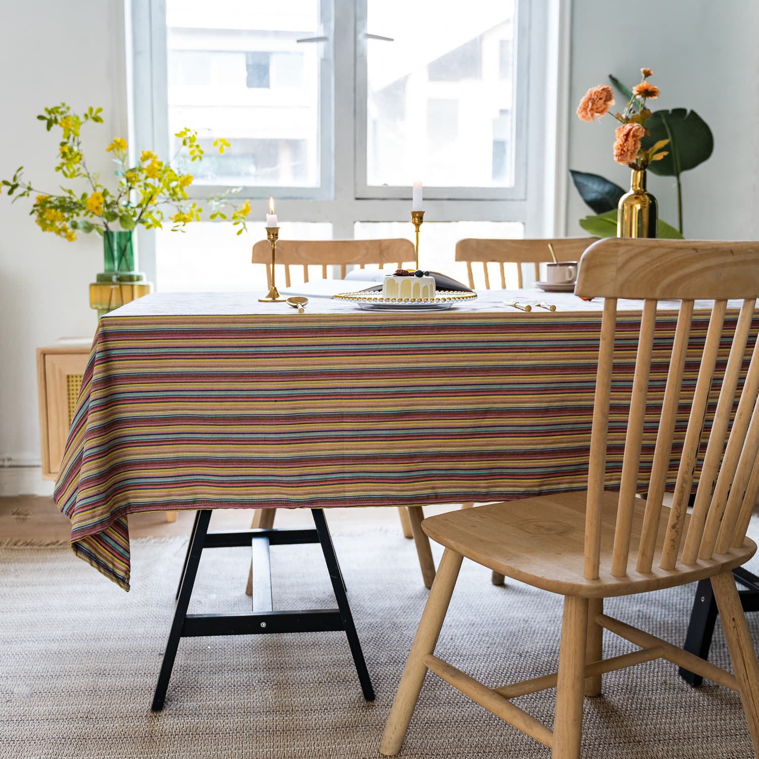 テーブルクロス 多彩な細縞模様の北欧風テーブルクロス布