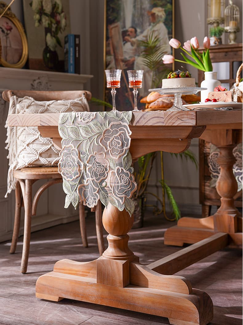 テーブルクロス センタークロス 薔薇刺繍