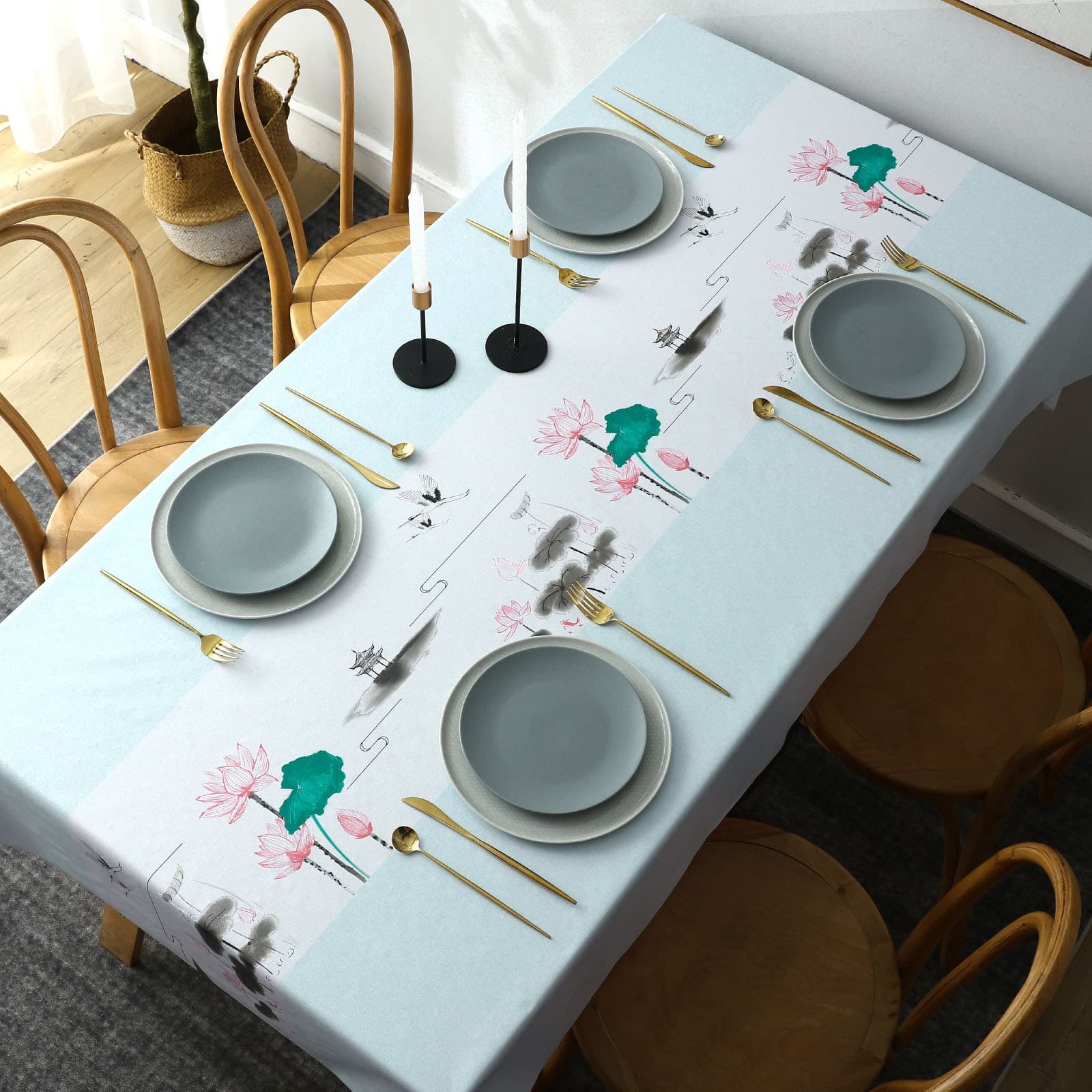 テーブルクロス ビニール 万華鏡模様のテーブルランナー