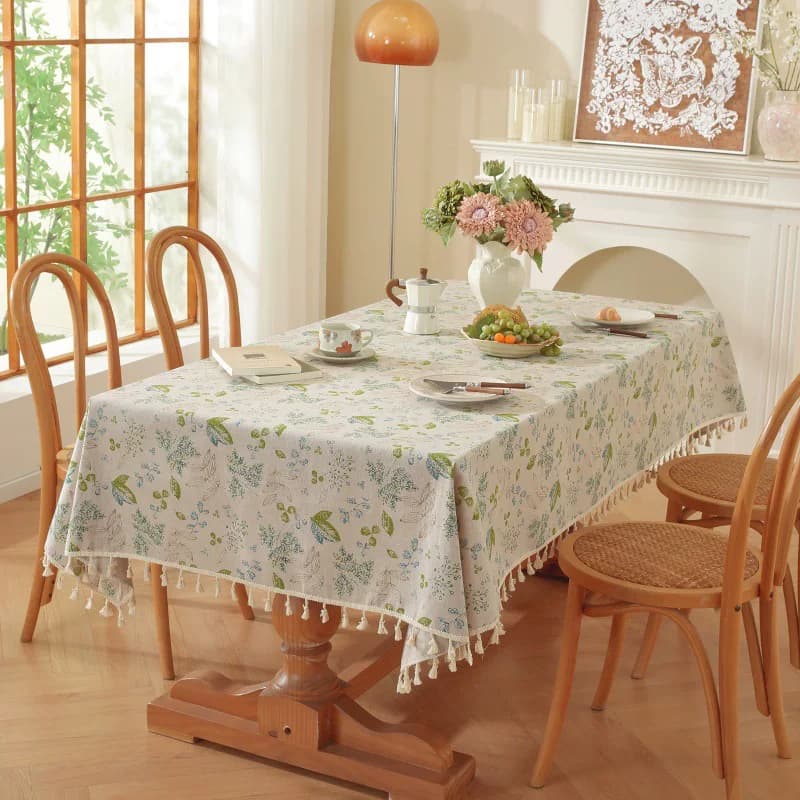 テーブルクロス 小花柄タッセル付き綿混紡テーブルクロス