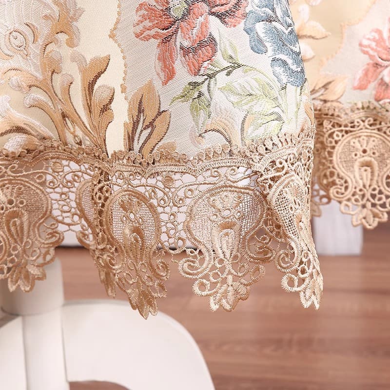 テーブルクロス 花柄刺繍と透かしレース縁取りの高級テーブルクロス布