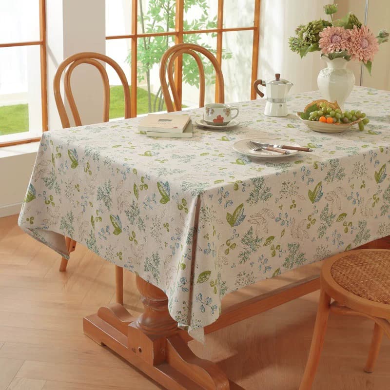 テーブルクロス 小花柄タッセル付き綿混紡テーブルクロス
