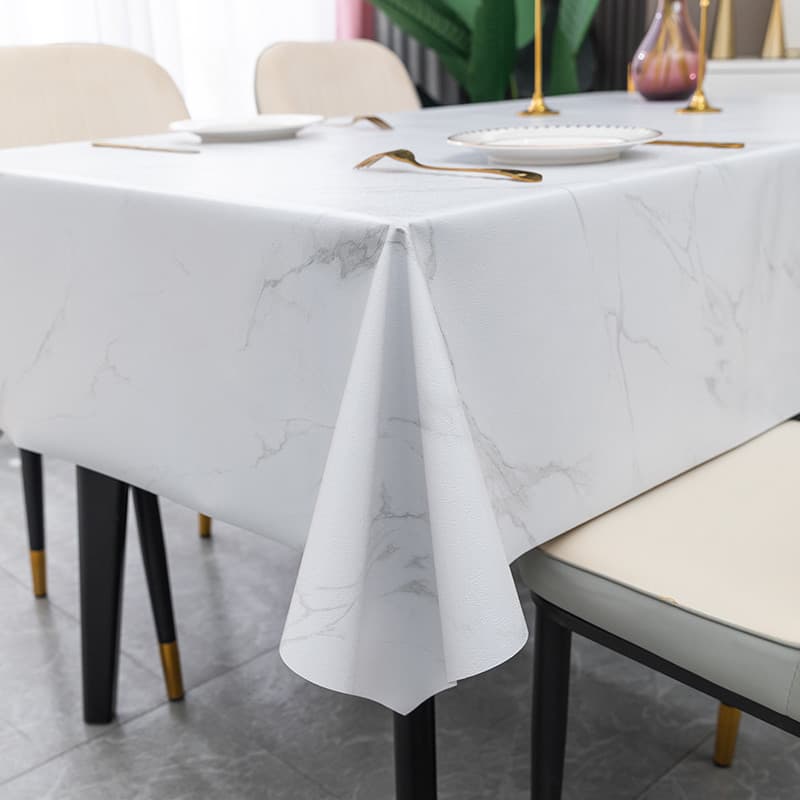 上品な大理石柄テーブルクロス