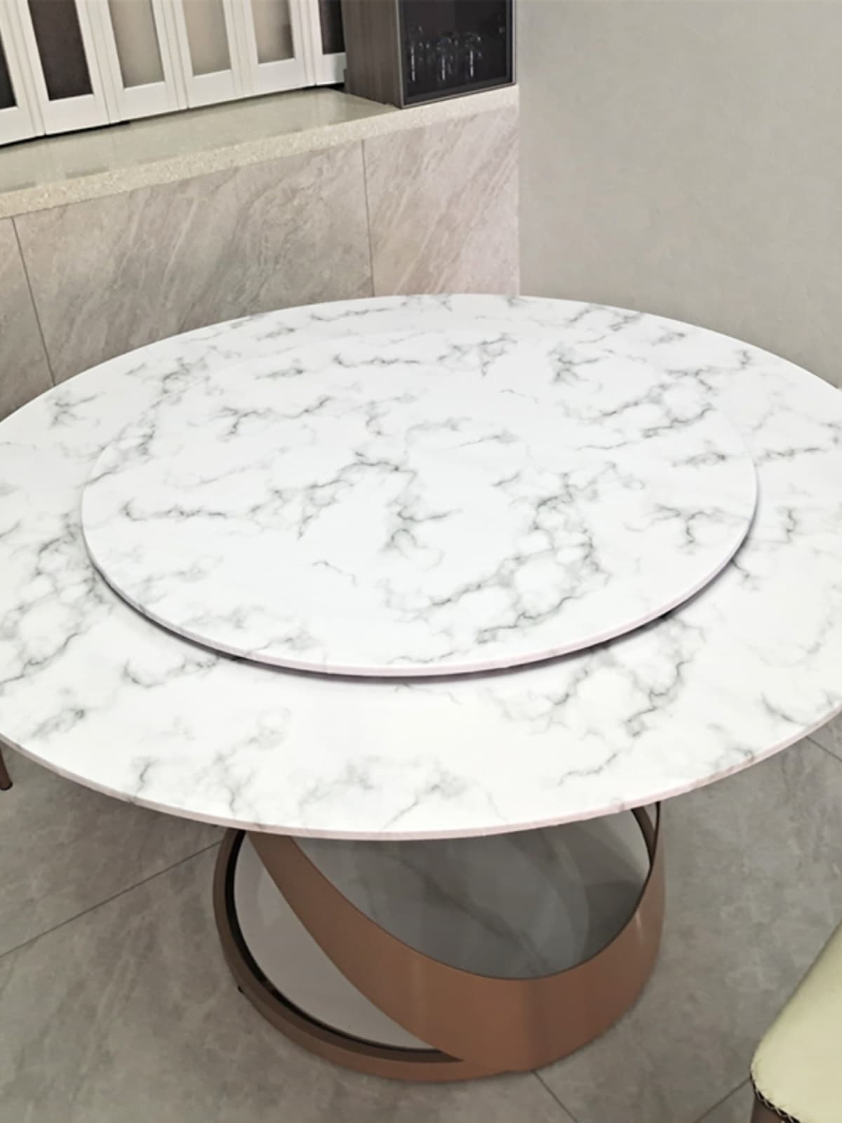 テーブルクロス 優雅な大理石風円卓マット