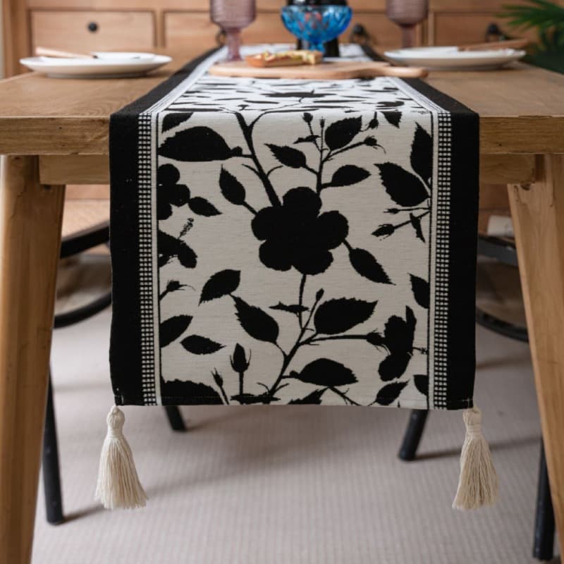 テーブルクロス センタークロス 華やかな花柄模様