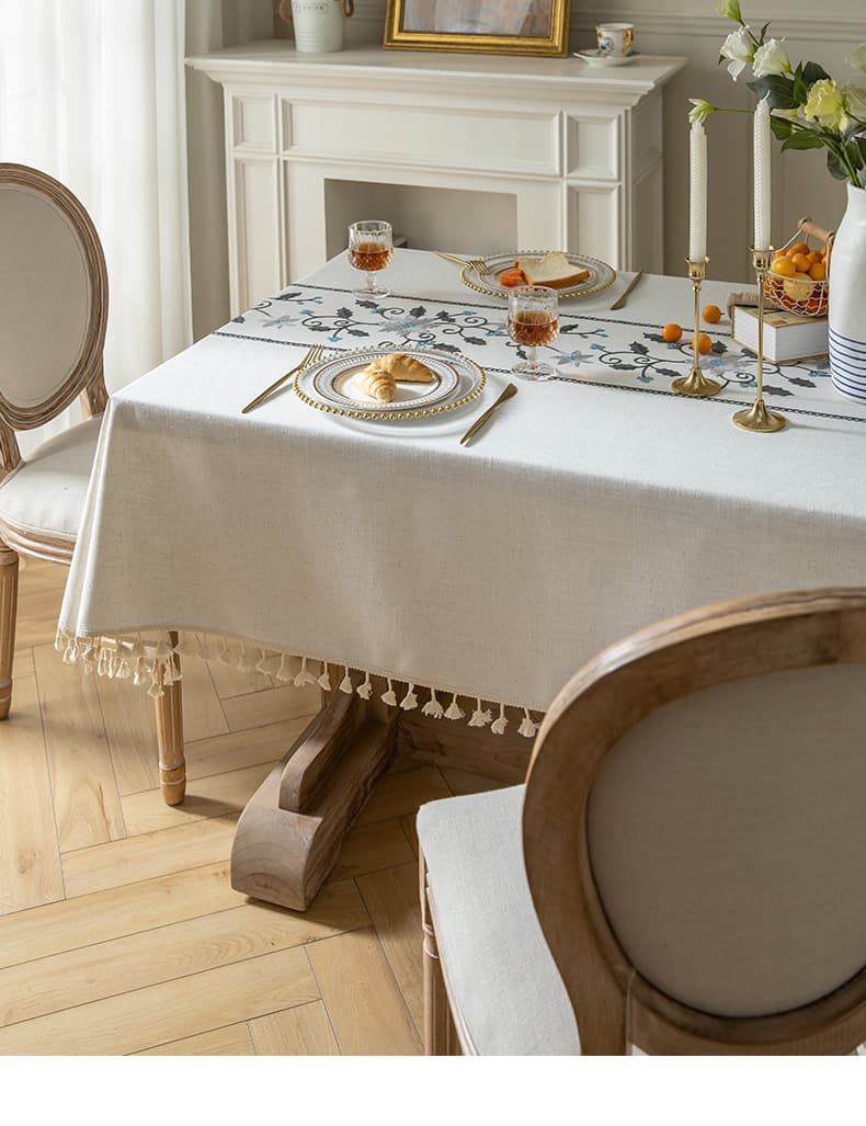 テーブルクロス リネン 花刺繍タッセル付きテーブルクロス