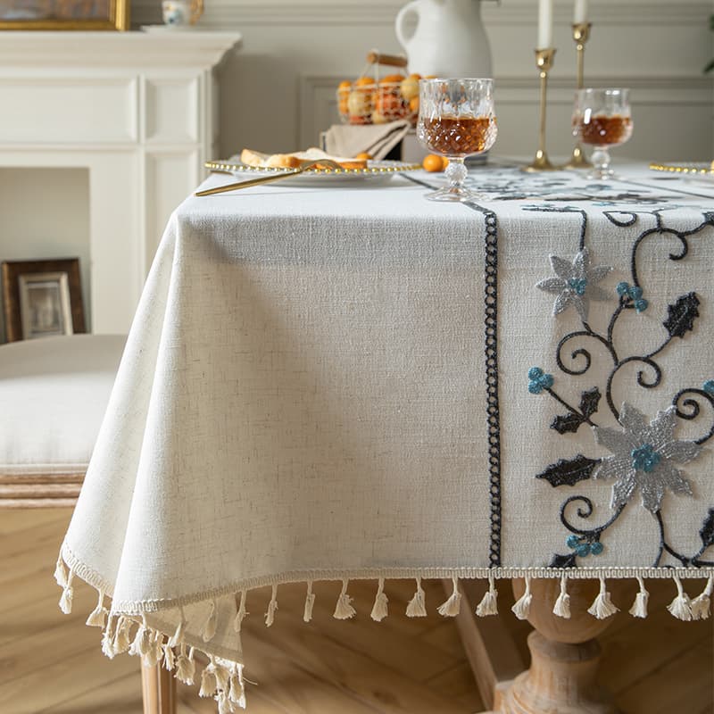 テーブルクロス リネン 花刺繍タッセル付きテーブルクロス